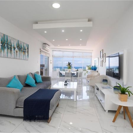 24 Sea Lodge - Sea Viewing Apartment Дурбан Экстерьер фото